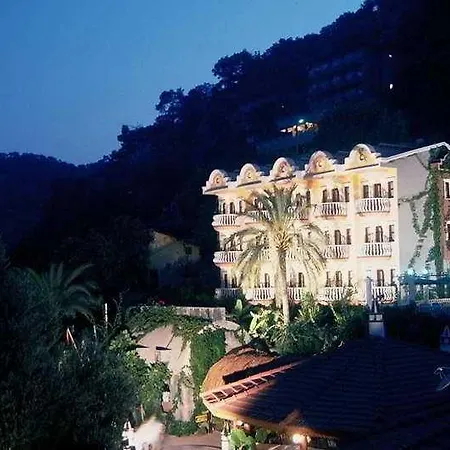 Flamingo 3* Ολουντενίζ